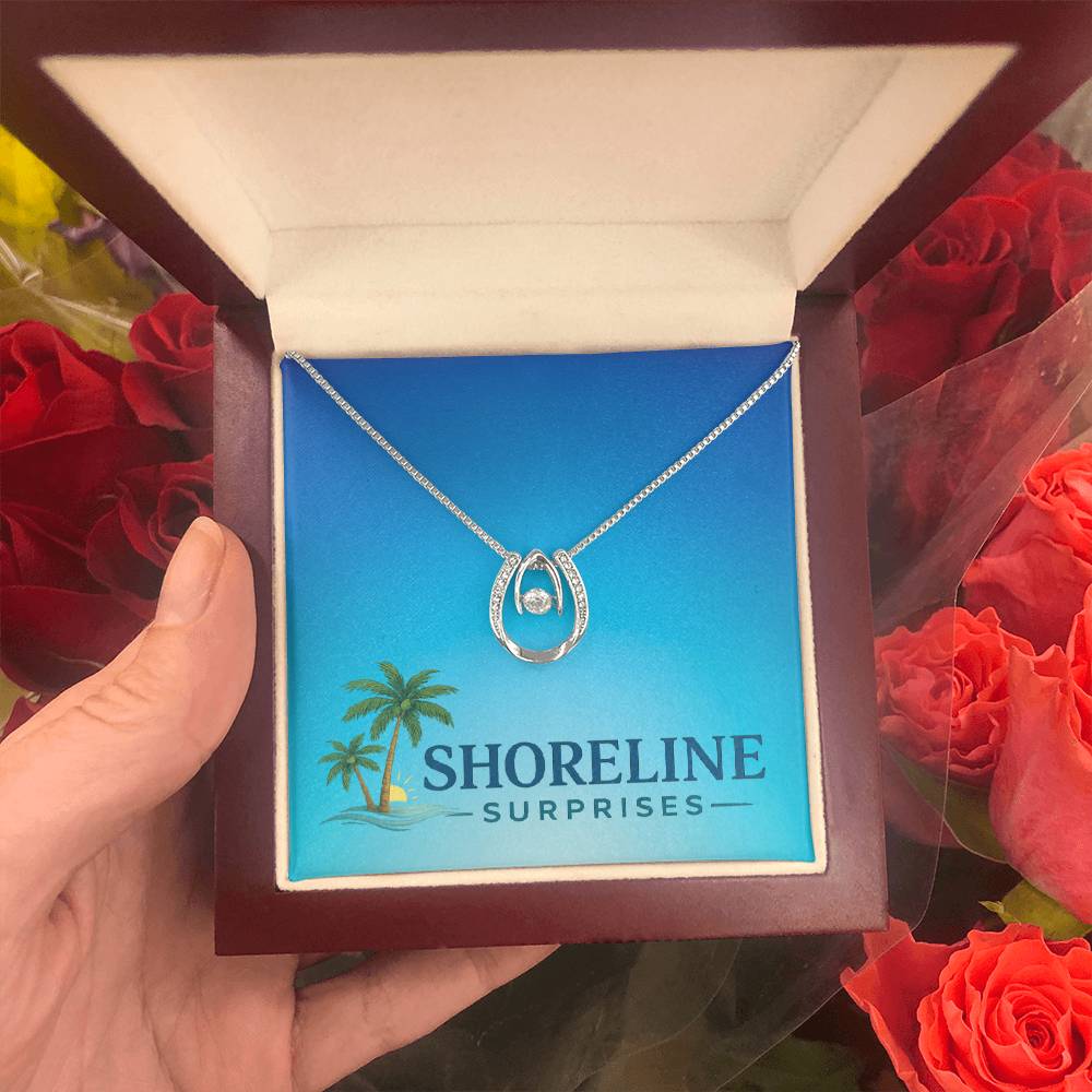 Lucky Horseshoe Necklace – product detail 5